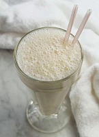 Классический молочный коктейль с мороженным